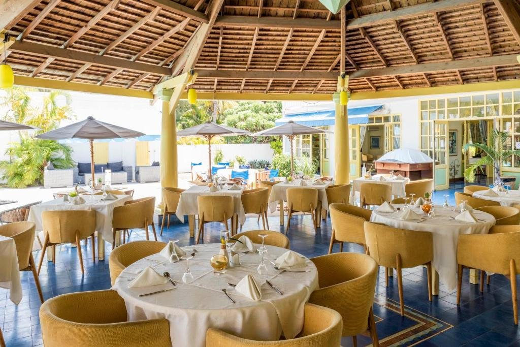 Hotel in Reunion Island Le Nautile Beachfront