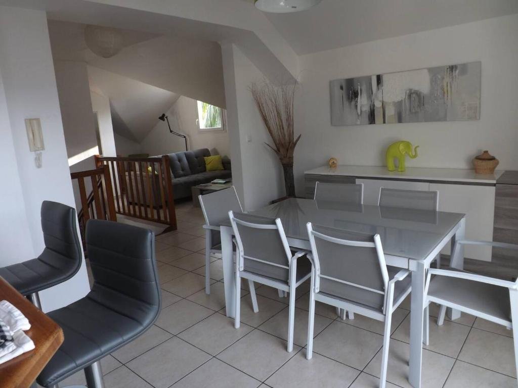 Spacious Villas in Reunion Island
