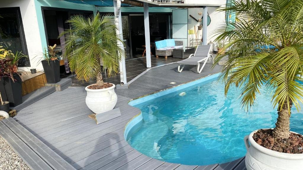 Comfortable apartment in Saint-Pierre whit private pool